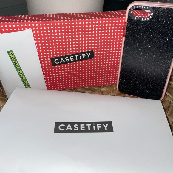 iPhone 8 CASETIFY protective case! - Picture 2 of 4